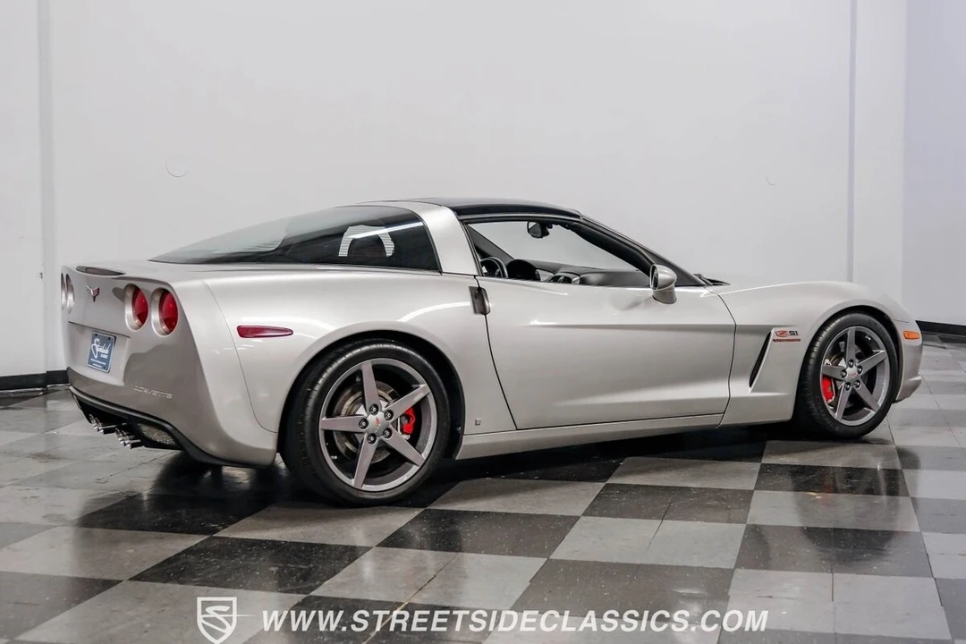 2007 Chevrolet Corvette C6 - Image 13 of 21