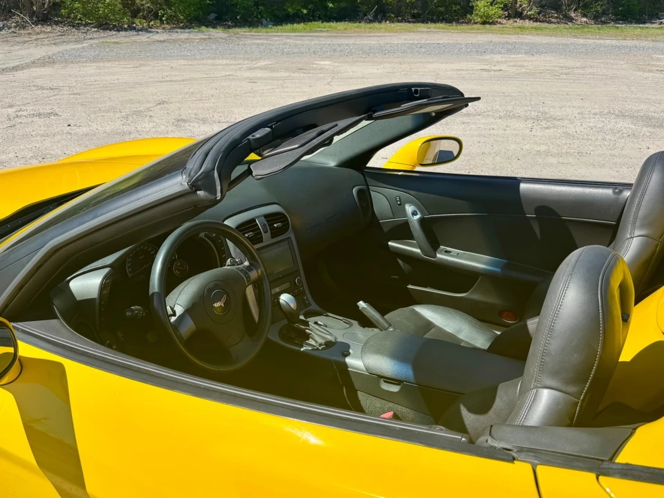 2007 Chevrolet Corvette C6 - Image 15 of 31
