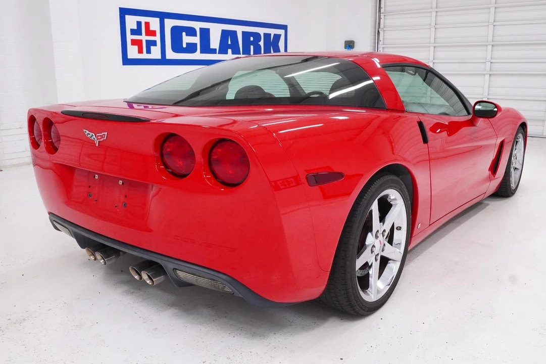 2007 Chevrolet Corvette - Image 25 of 30
