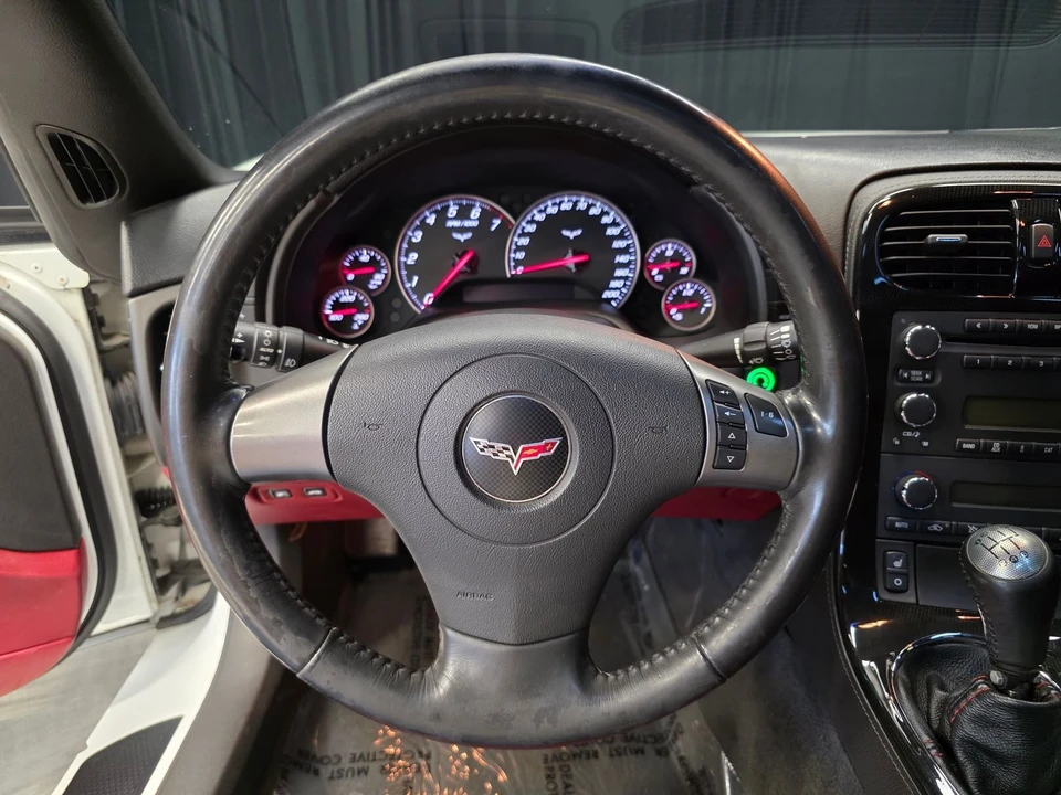 2007 Chevrolet Corvette C6 - Image 25 of 31