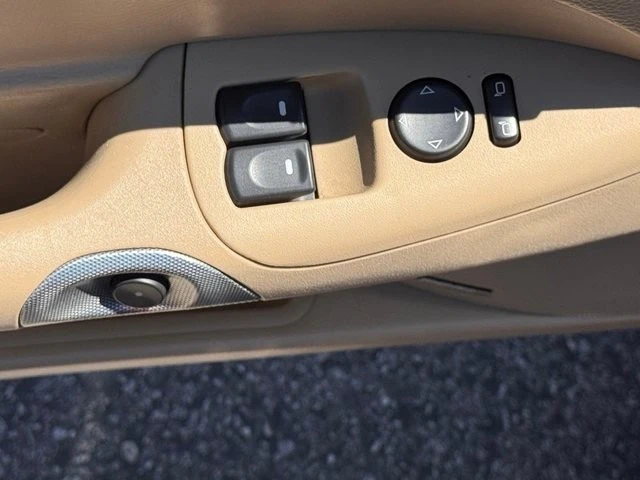 2007 Chevrolet Corvette C6 - Image 16 of 29