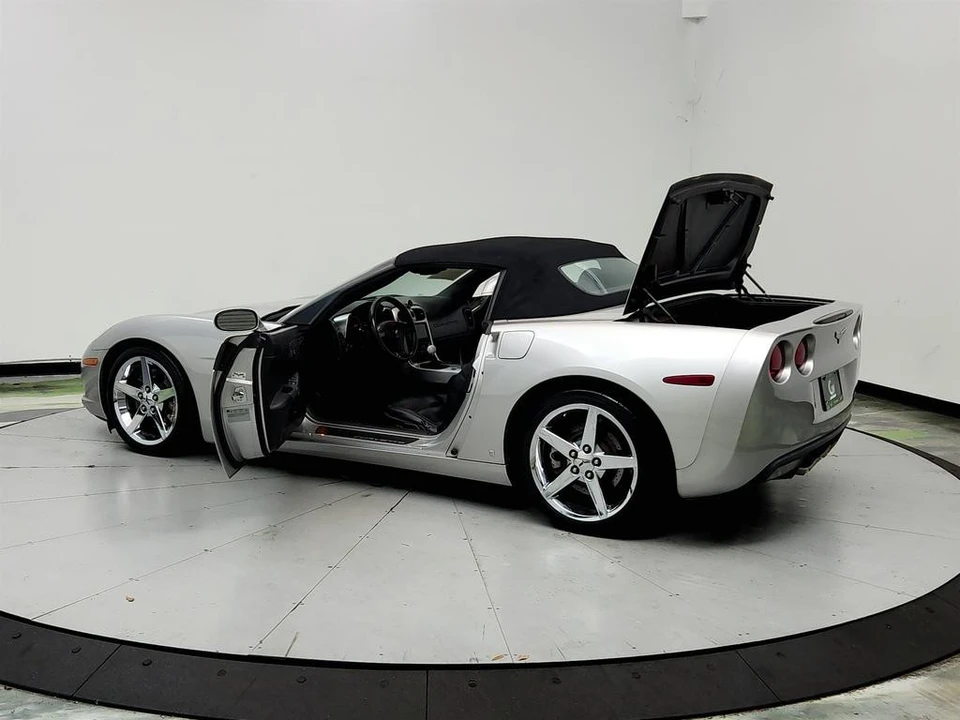 2007 Chevrolet Corvette C6 - Image 12 of 31