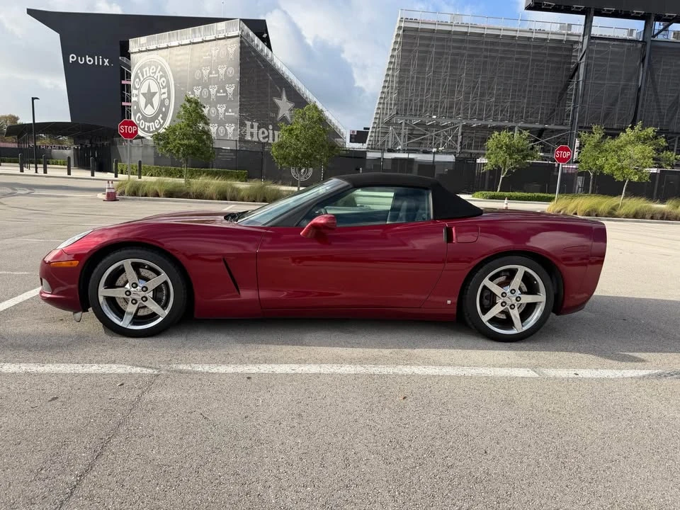 2007 Chevrolet Corvette C6 - Image 2 of 3