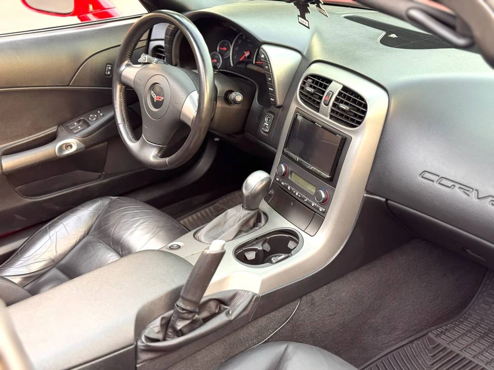 2007 Chevrolet Corvette C6 - Image 11 of 19