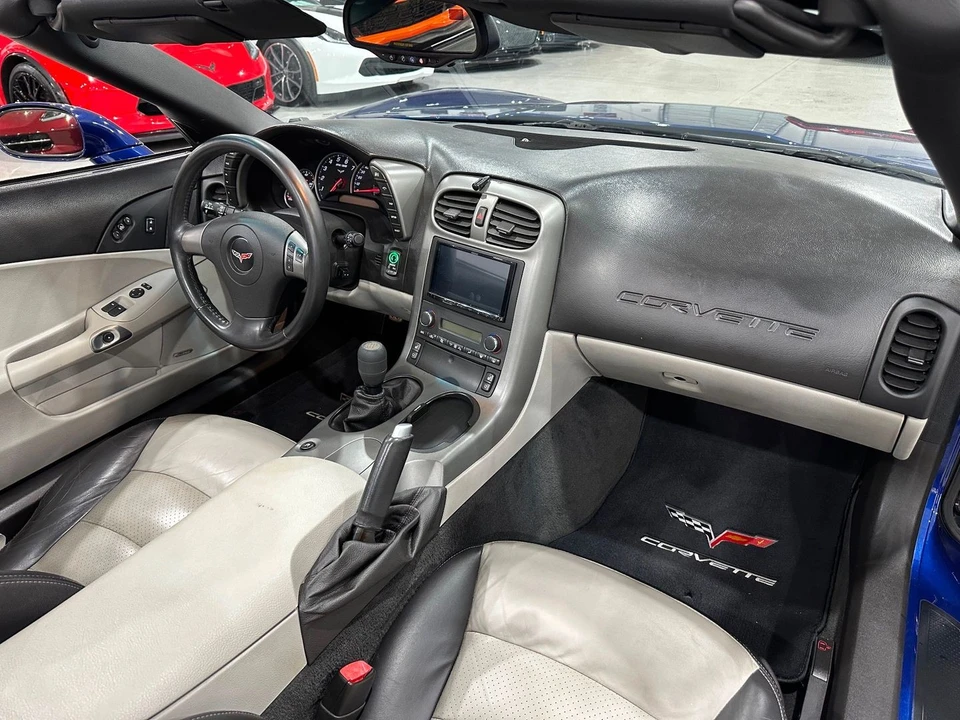 2007 Chevrolet Corvette C6 - Image 8 of 21