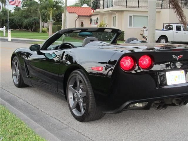 2007 Chevrolet Corvette C6 - Image 10 of 12