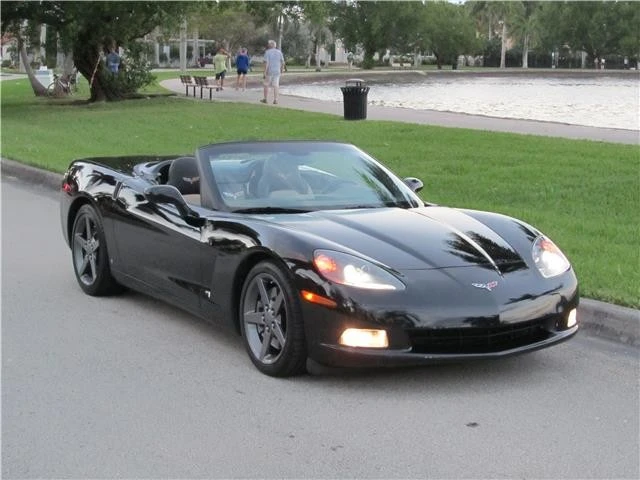 2007 Chevrolet Corvette C6 - Image 2 of 12