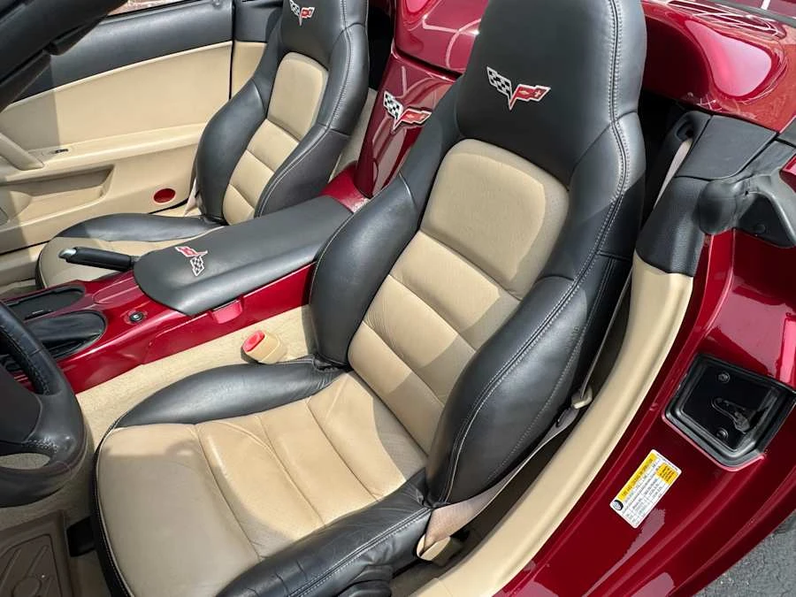 2007 Chevrolet Corvette C6 - Image 10 of 14