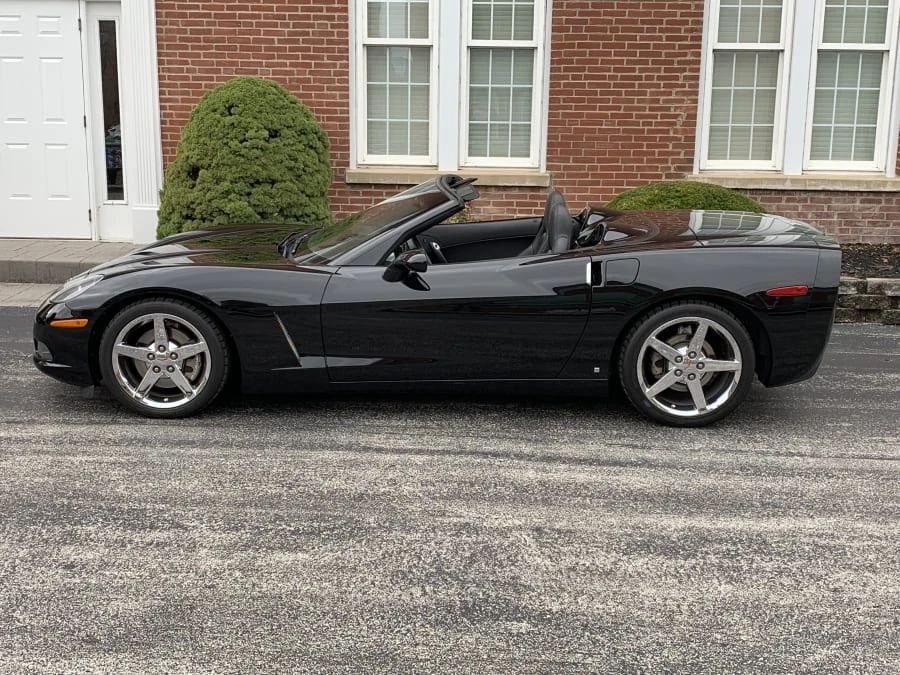 2007 Chevrolet Corvette C6 - Image 2 of 11