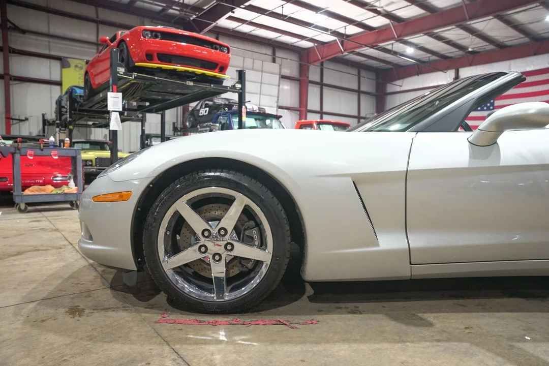 2007 Chevrolet - Image 3 of 31