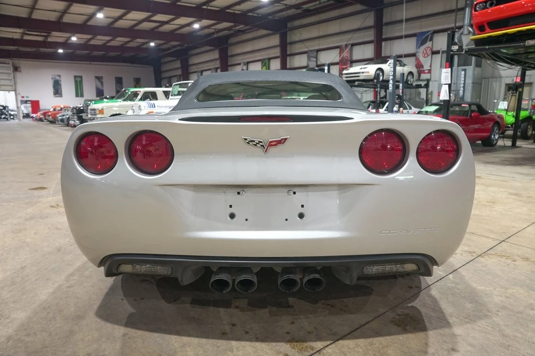 2007 Chevrolet - Image 23 of 31