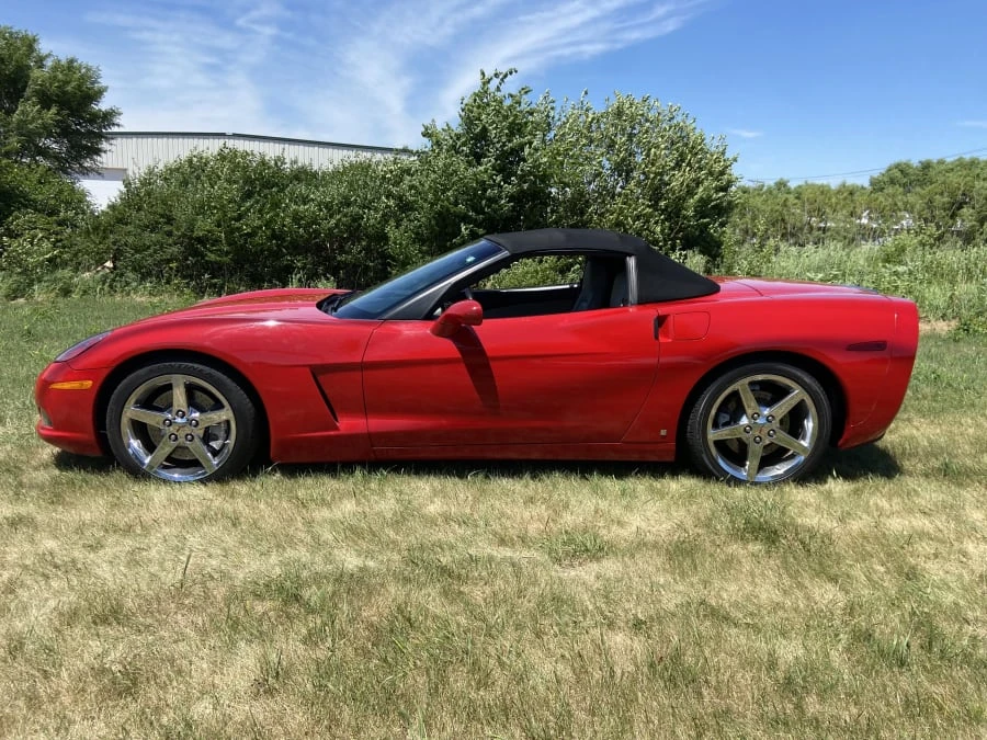 2007 Chevrolet Corvette C6 - Image 2 of 13