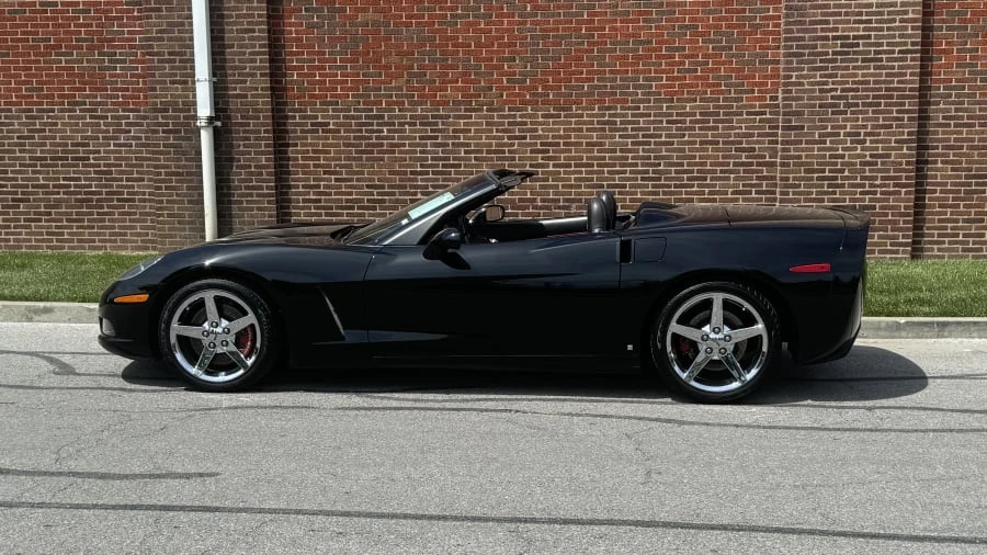 2007 Chevrolet Corvette C6 - Image 2 of 9