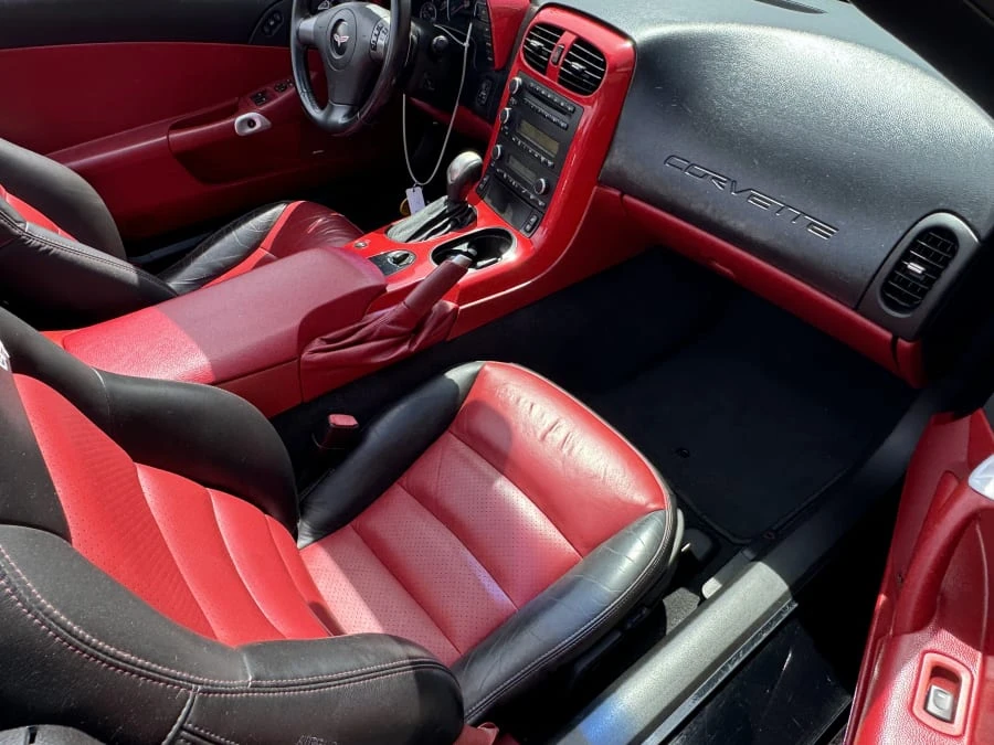2007 Chevrolet Corvette C6 - Image 6 of 9