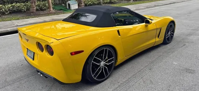 2007 Chevrolet Corvette Convertible 2D