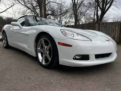 2007 Chevrolet Corvette C6 - Image 2 of 10