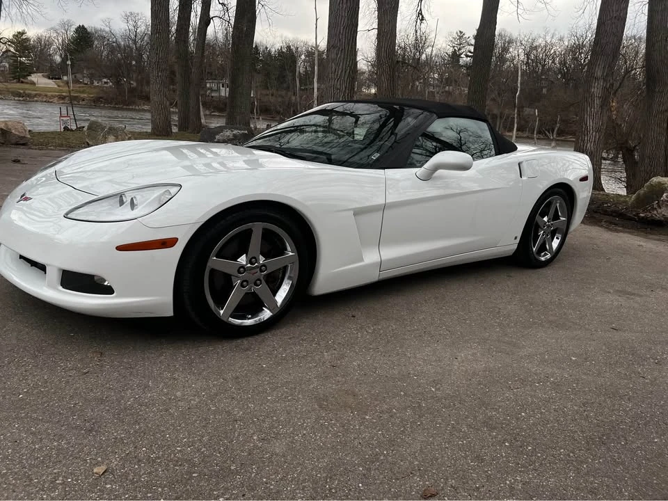 2007 Chevrolet Corvette C6 - Image 5 of 10