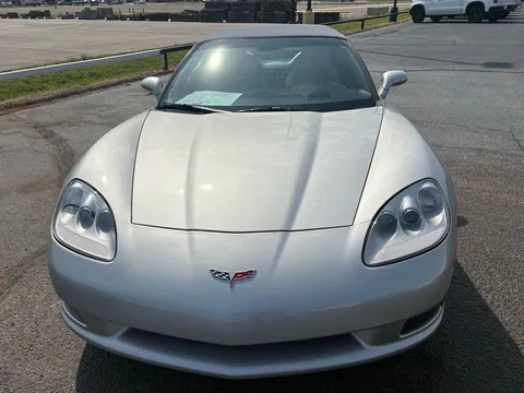 2007 Chevrolet Corvette C6 - Image 2 of 12