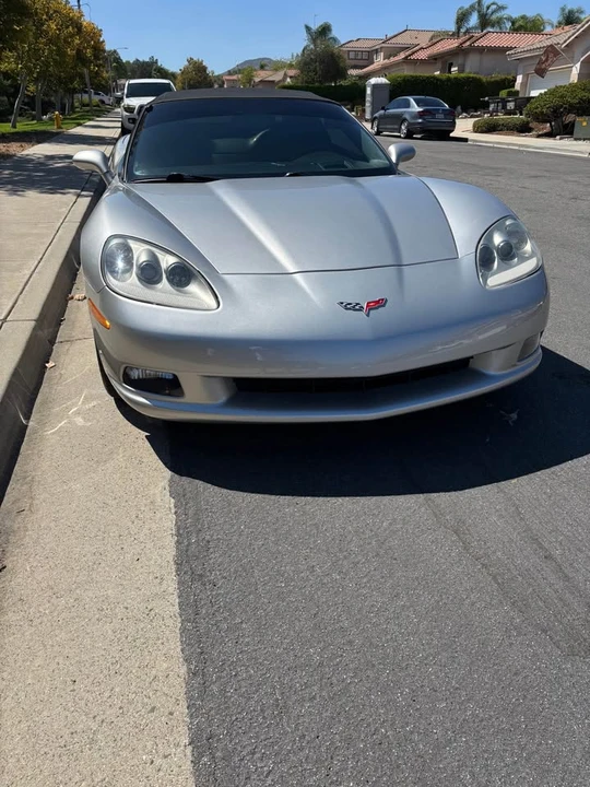2007 Chevrolet Corvette C6 - Image 2 of 10