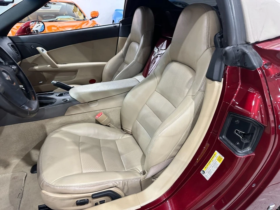 2007 Chevrolet Corvette C6 - Image 13 of 21