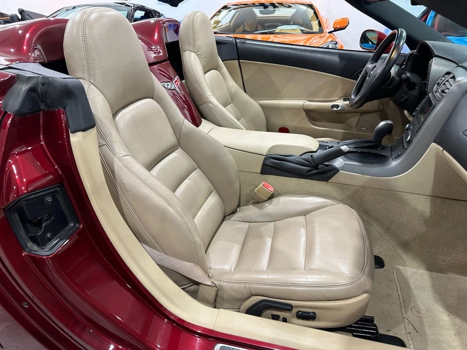 2007 Chevrolet Corvette C6 - Image 14 of 21
