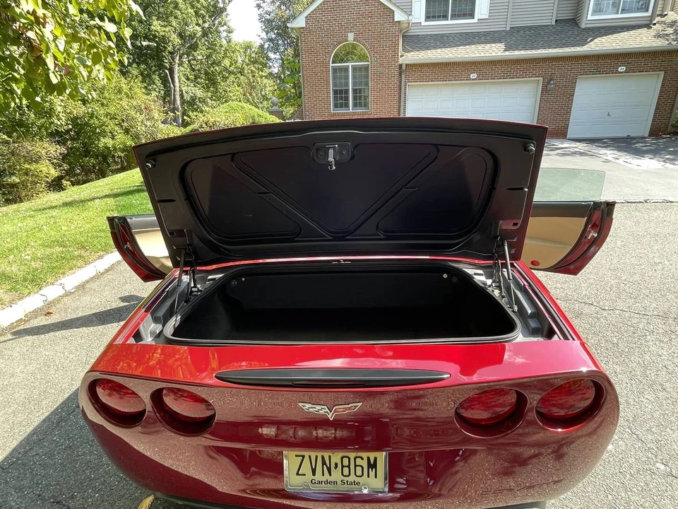 2007 Chevrolet Corvette C6 - Image 9 of 19