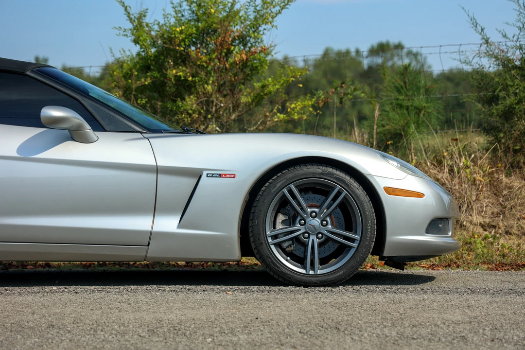 2007 Chevrolet Corvette C6 - Image 15 of 31