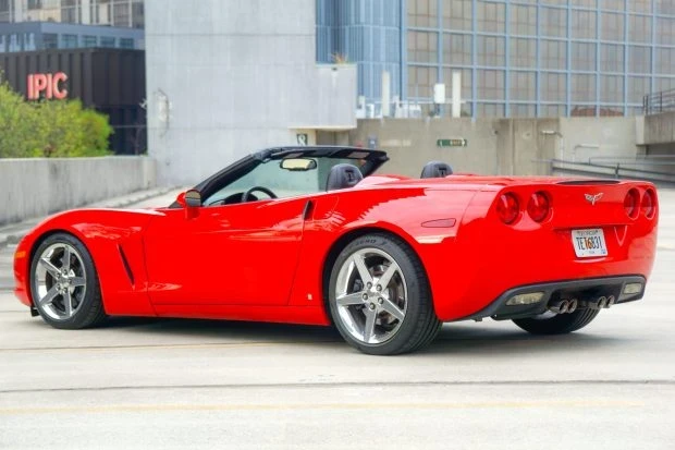 2007 Chevrolet Corvette C6 - Image 2 of 7