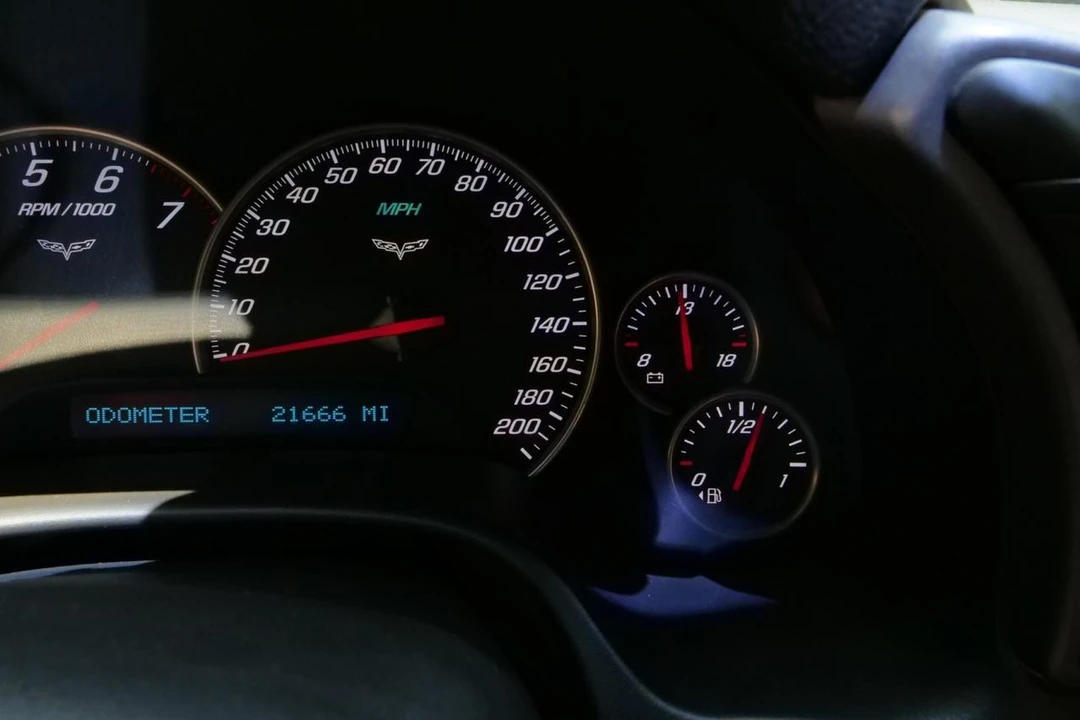 2007 Chevrolet Corvette C6 - Image 13 of 31