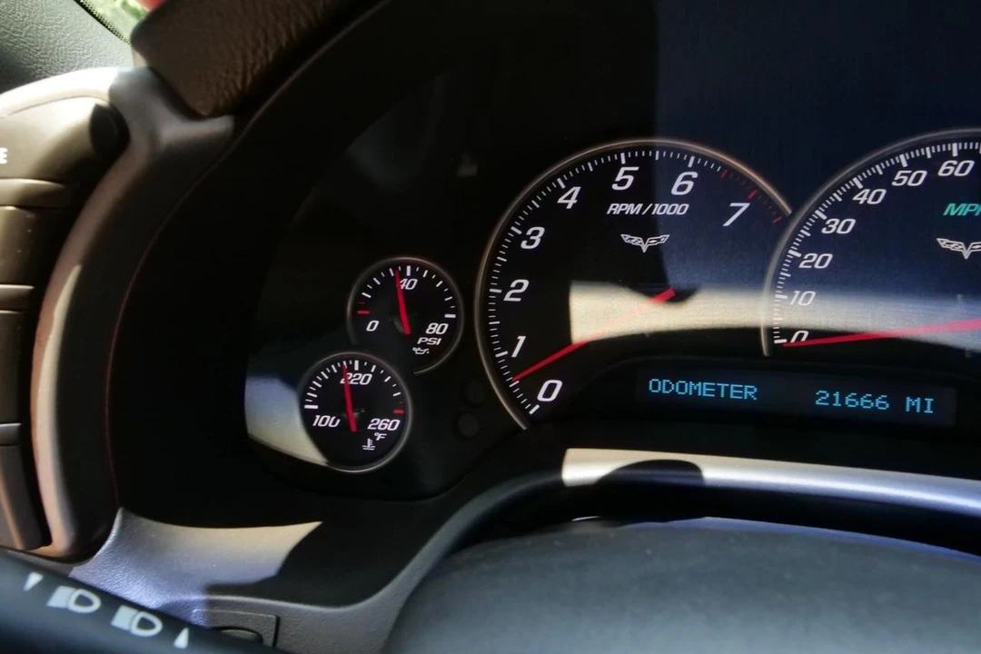 2007 Chevrolet Corvette C6 - Image 14 of 31