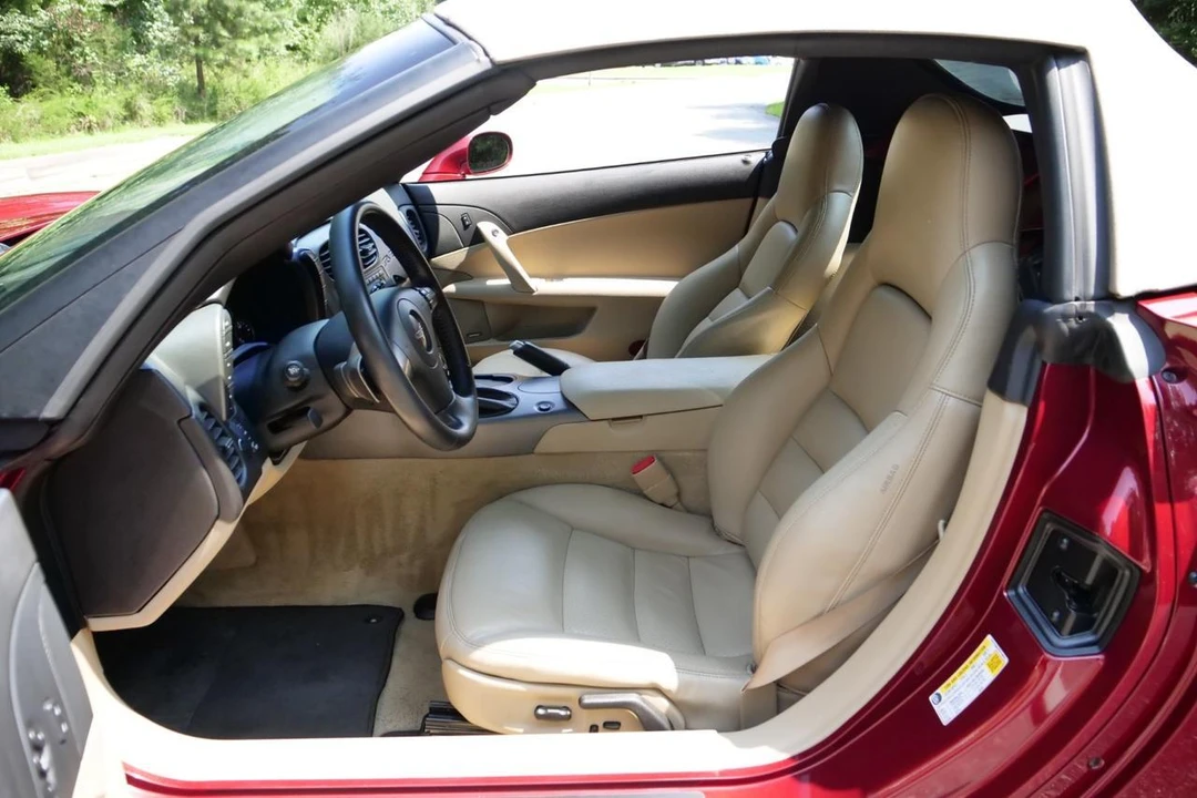 2007 Chevrolet Corvette C6 - Image 27 of 31