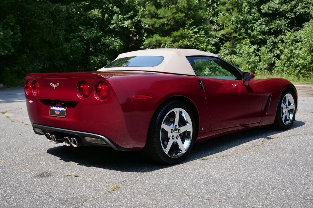 2007 Chevrolet Corvette C6 - Image 10 of 31