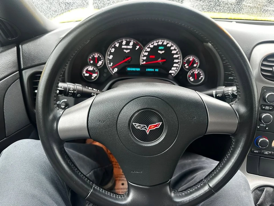 2007 Chevrolet Corvette C6 - Image 16 of 23