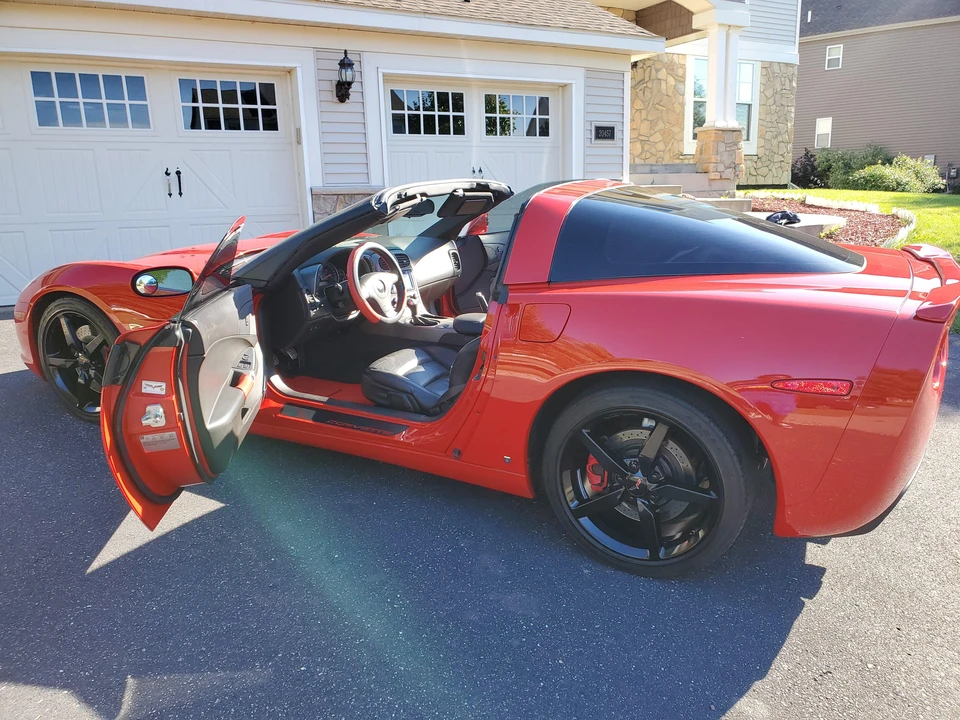 2007 Chevrolet Corvette C6 - Image 3 of 31