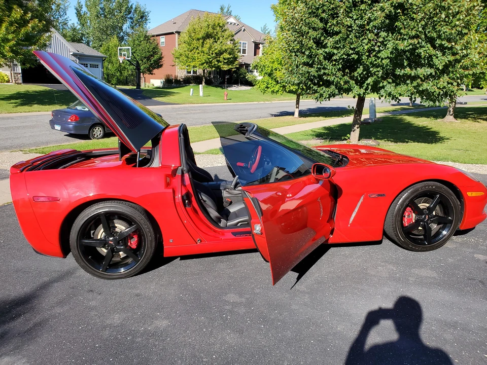 2007 Chevrolet Corvette C6 - Image 25 of 31