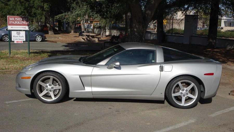 2007 Chevrolet Corvette C6 - Image 2 of 10
