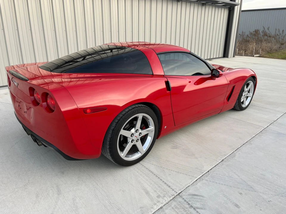 2007 Chevrolet Corvette C6 - Image 8 of 23