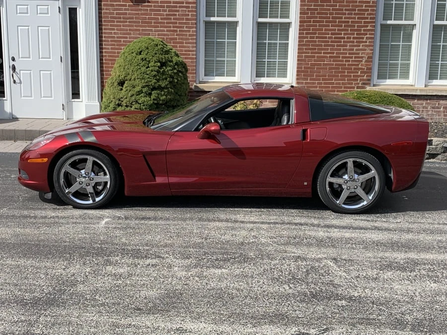 2007 Chevrolet Corvette C6 - Image 2 of 7