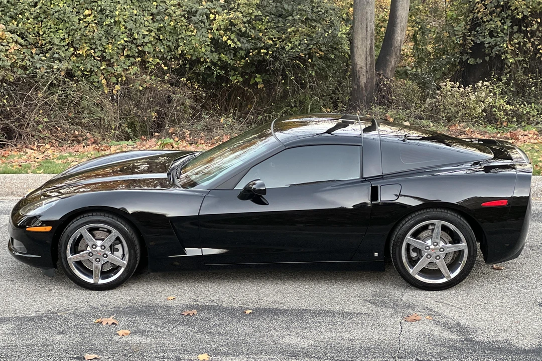 2007 Chevrolet Corvette C6 - Image 3 of 7