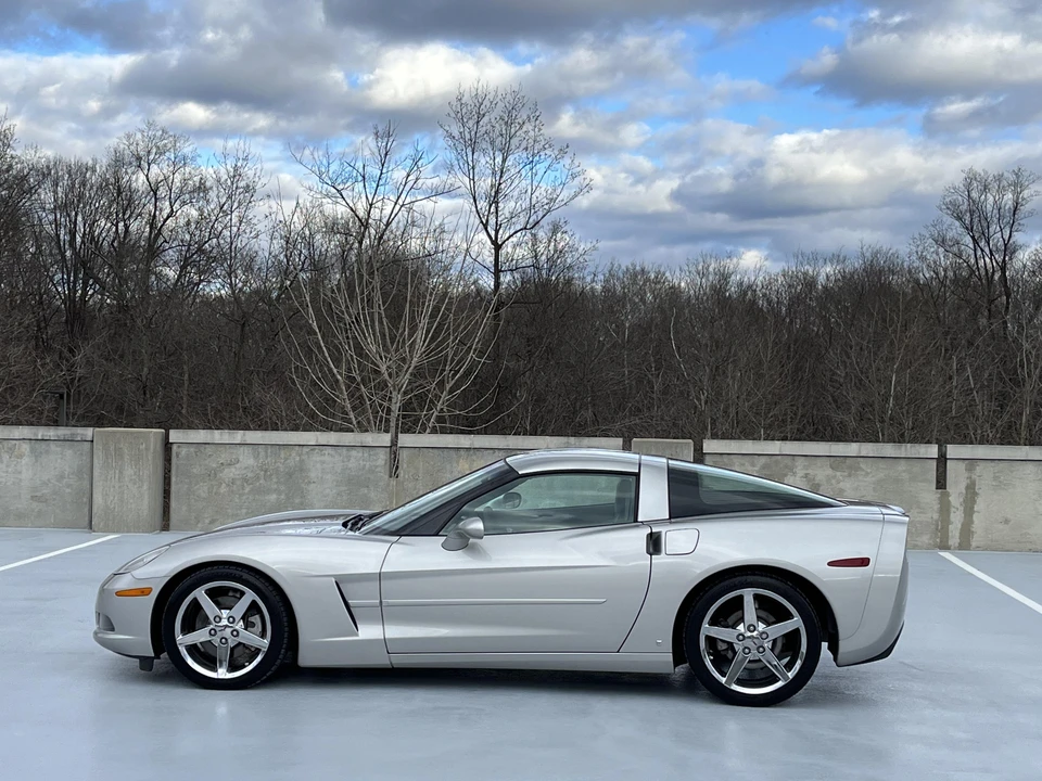 2007 Chevrolet Corvette C6 - Image 13 of 31