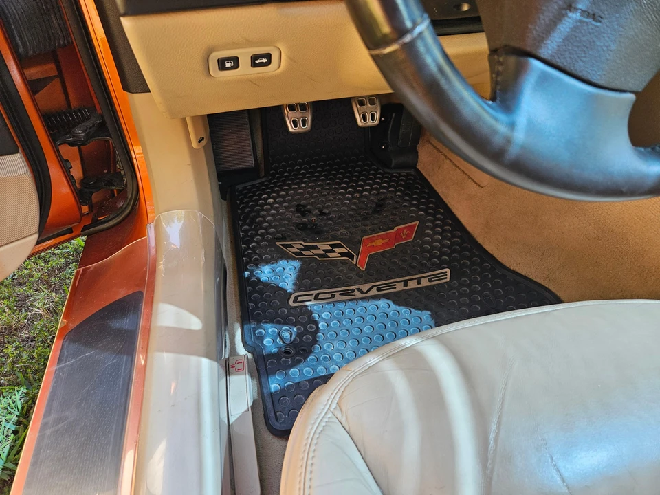 2007 Chevrolet Corvette C6 - Image 28 of 31