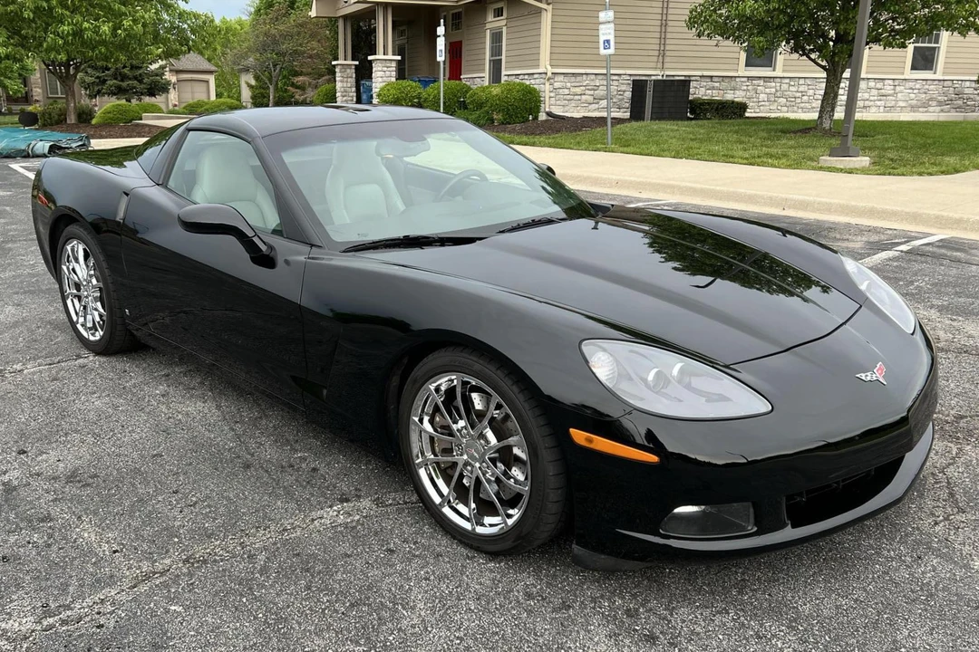 2007 Chevrolet Corvette C6 - Image 3 of 31