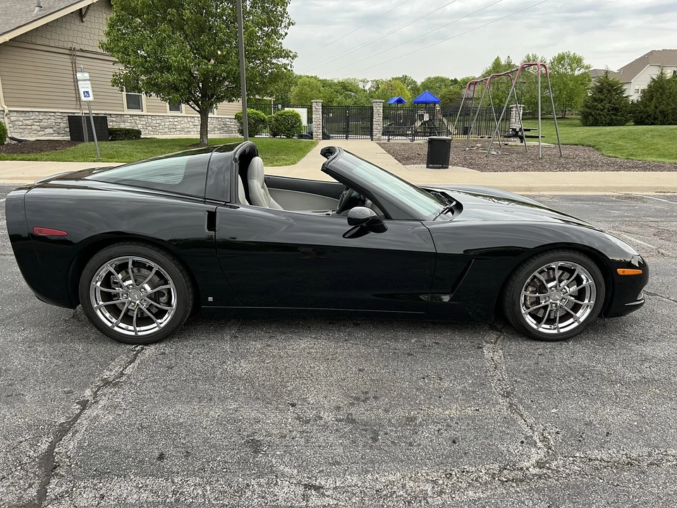 2007 Chevrolet Corvette C6 - Image 8 of 31