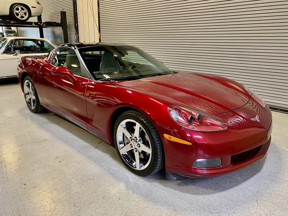 2007 Chevrolet Corvette C6 - Image 5 of 31