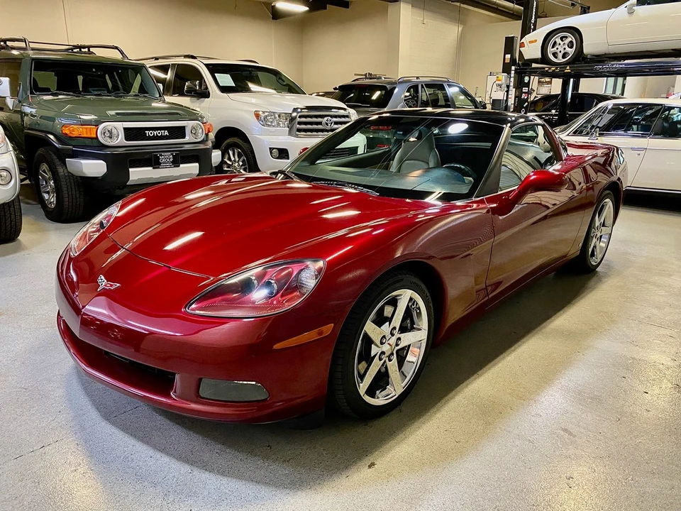 2007 Chevrolet Corvette C6 - Image 2 of 31