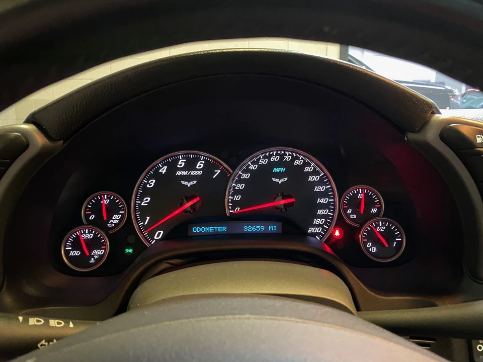 2007 Chevrolet Corvette C6 - Image 12 of 31