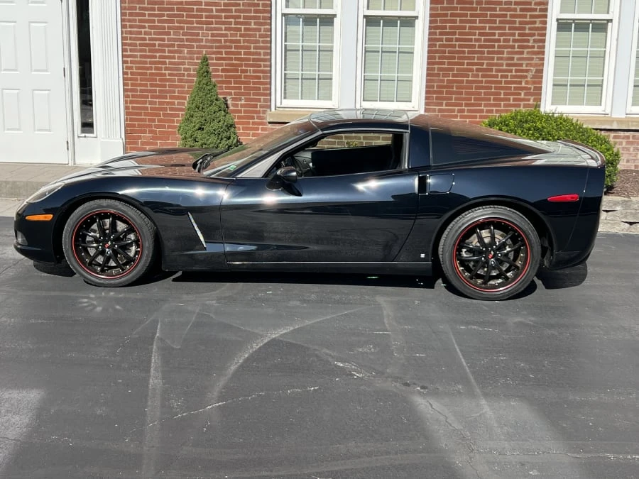 2007 Chevrolet Corvette C6 - Image 2 of 8