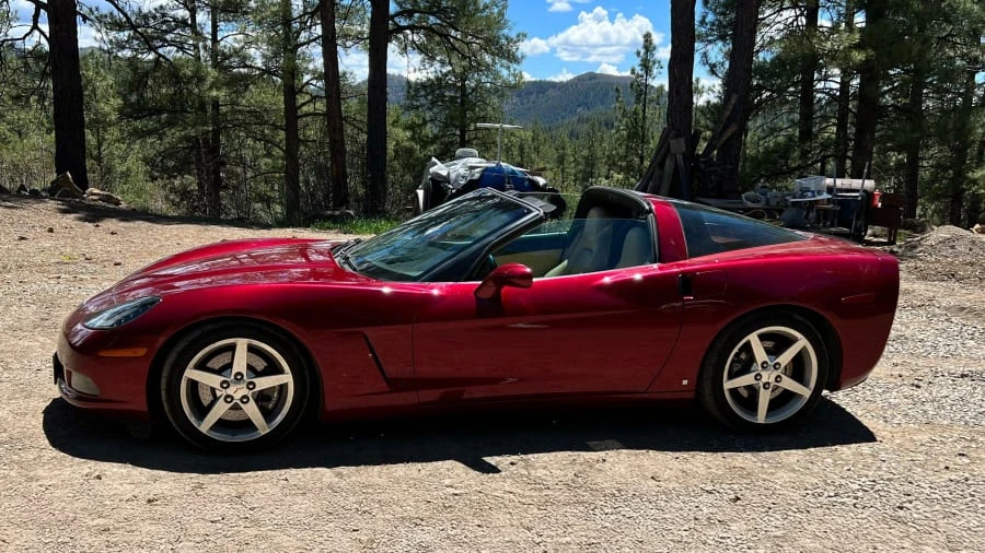 2007 Chevrolet Corvette C6 - Image 2 of 13