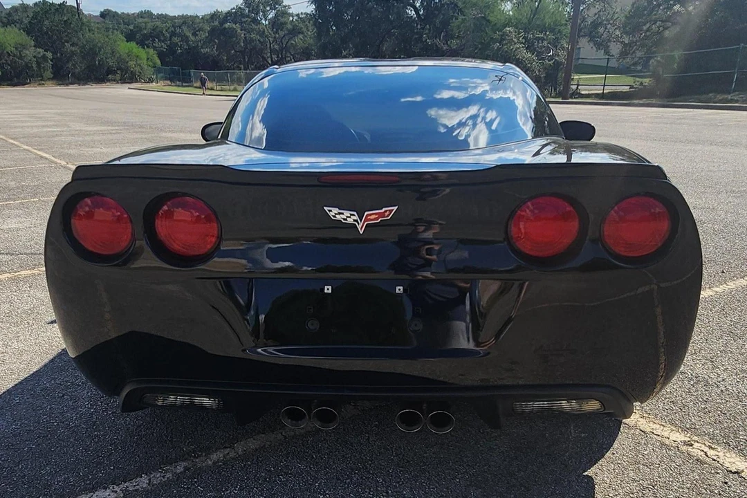 2007 Chevrolet Corvette C6 - Image 5 of 31