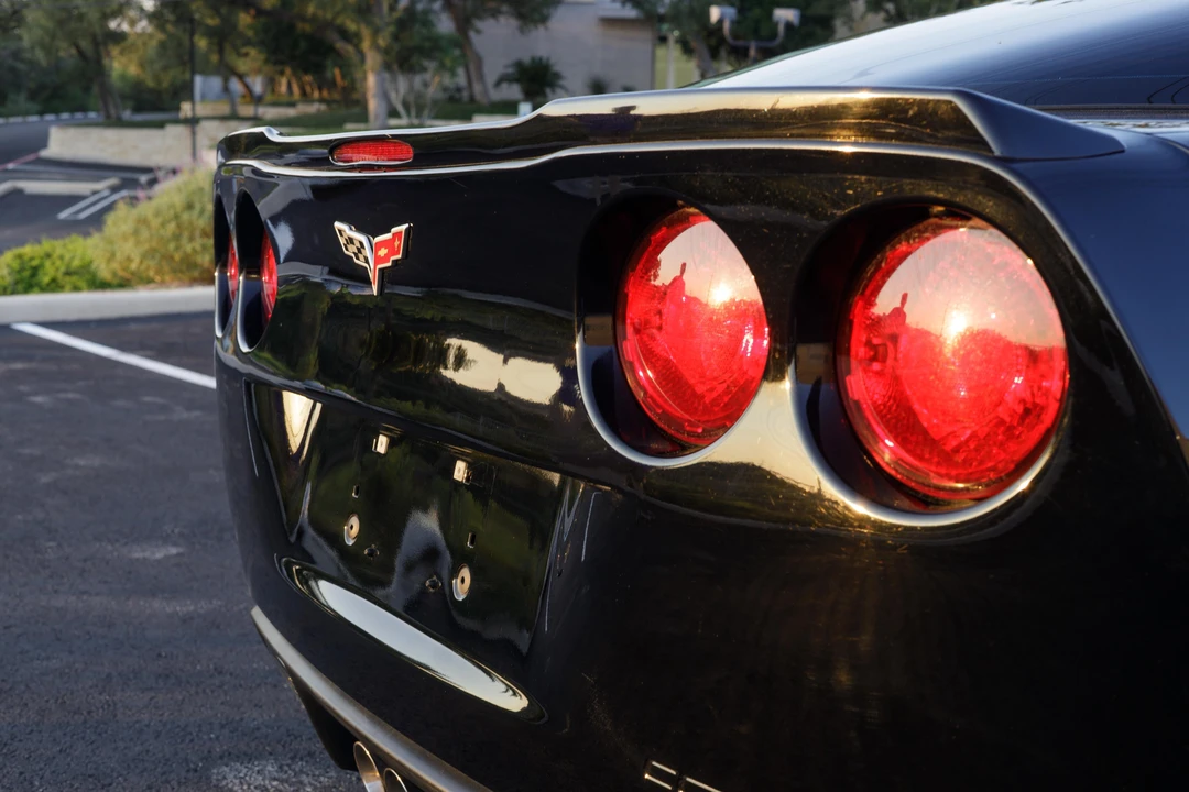 2007 Chevrolet Corvette C6 - Image 25 of 31